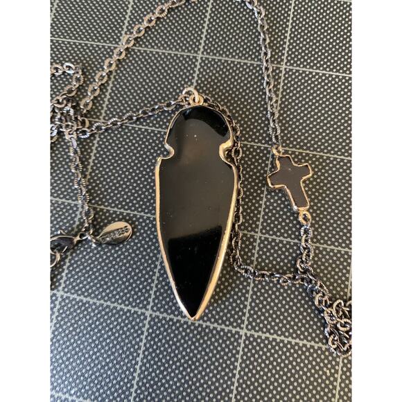 EXPRESS Gold Tone Cross Acrylic Arrowhead Gray Metal Chain Necklace 32”L - Picture 7 of 9